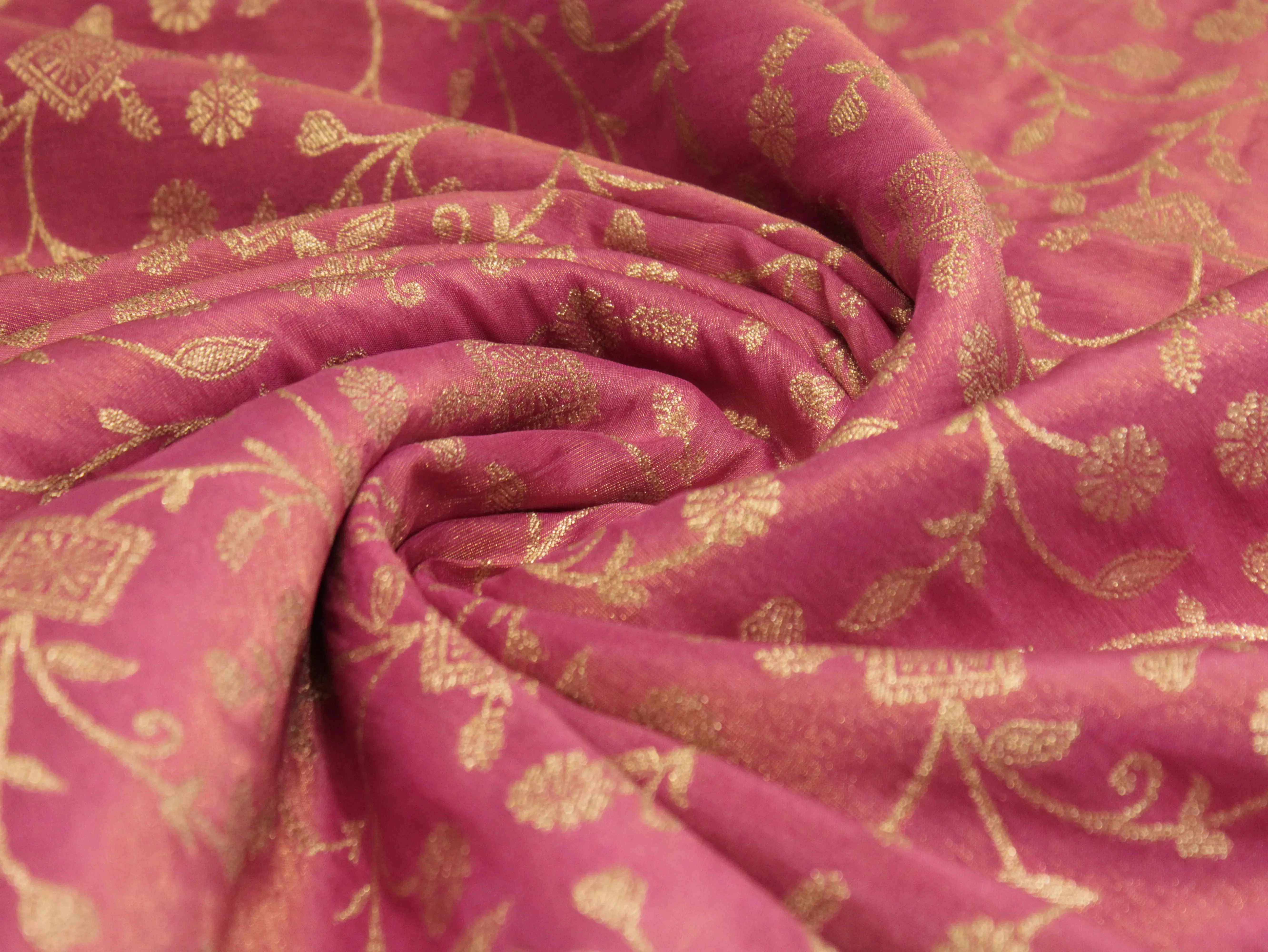 Premium Zari Jaal Woven Banarasi Tissue Fabric - Pink